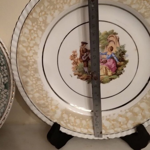 Vintage decorative porcelain plates, pack of 3