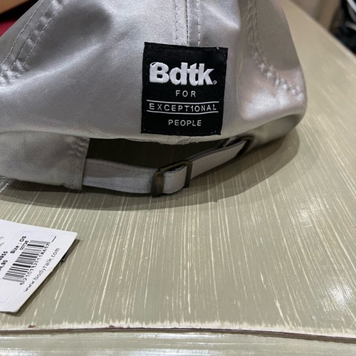 BodyTalk hat new silver size M