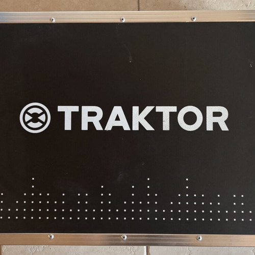 Traktor Kontrol S4 MK2 controller with flightcase used
