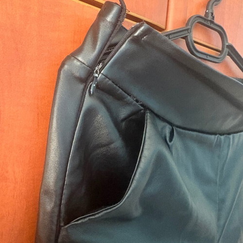 Cherry Koko leather pants medium black used