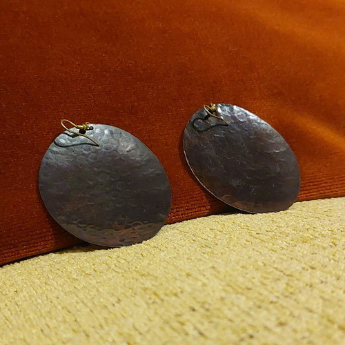 Vintage handmade earrings like new, brown and golden