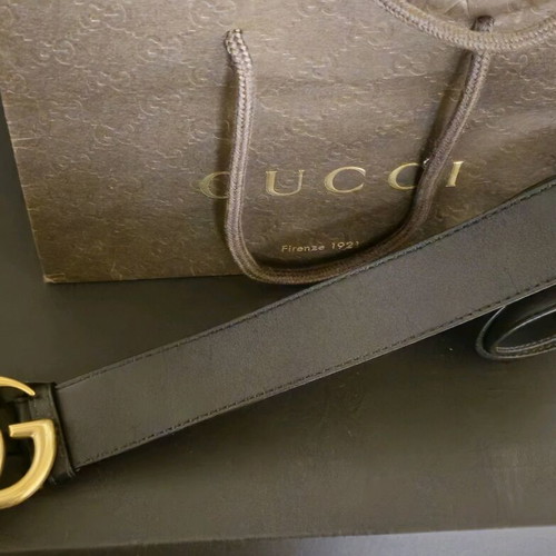 Gucci GG Marmont thin belt like new, black and gold, size 80cm