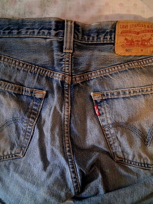 Τζιν γυναικείο σορτς Levi's σαν καινούργιο, μέγεθος M, μπλε και τιρκουάζ