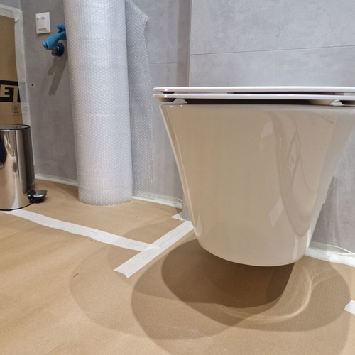 Connect Air Aquablade Toilet Bowl with Soft Close Seat Ideal Standard like new