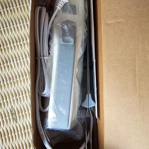 Electric knife Black & Decker new, corded