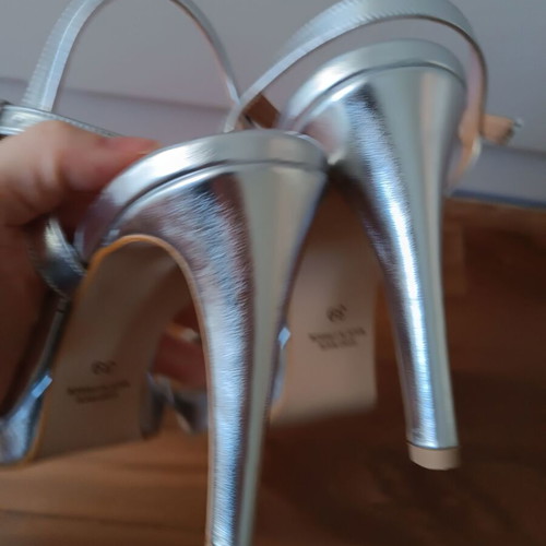 Pentavras silver sandals new, size 39, heel height 10-11cm