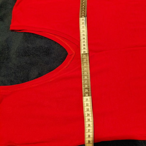 Sleeveless blouse red with print like new