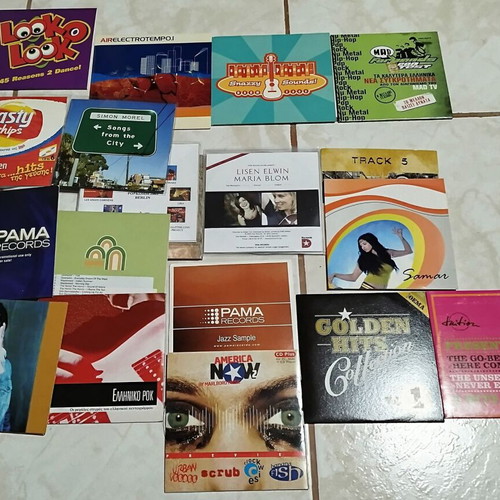 Pack of 20 CD set like new, various music genres