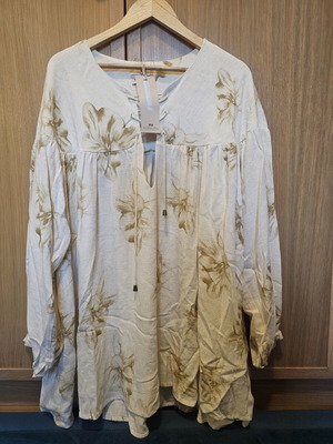 Nidodileda short dress new, medium-large, beige