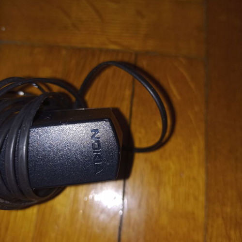 Nokia black chargers, set of 2