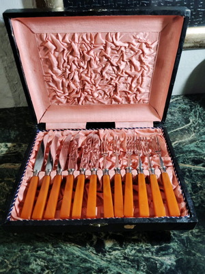 Vintage Art Deco fruit cutlery set used, 1930's