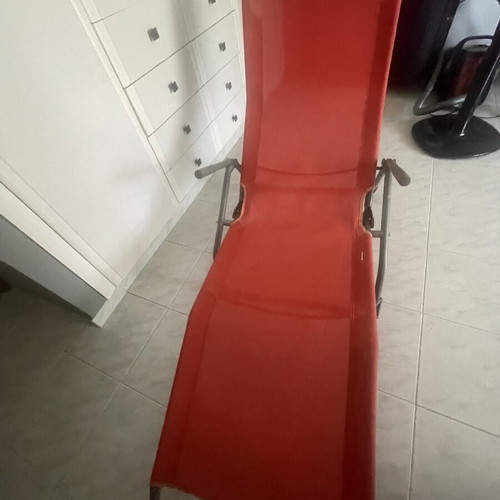 Sunlounger chaise longue like new for beach or garden