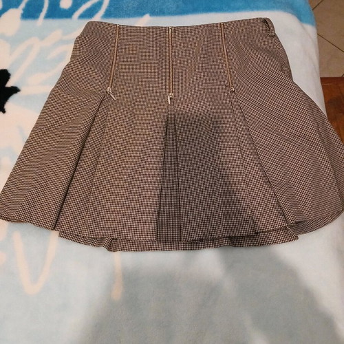 Lussile short winter skirt like new, black and beige, sizes L-XL