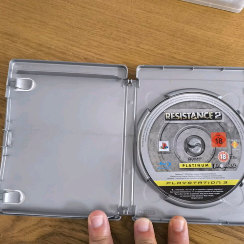 Resistance 2 PS3 Platinum in very good condition