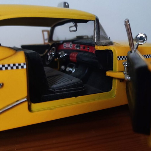 Buick Century 1955 yellow taxi cab 1:18 scale diecast model used