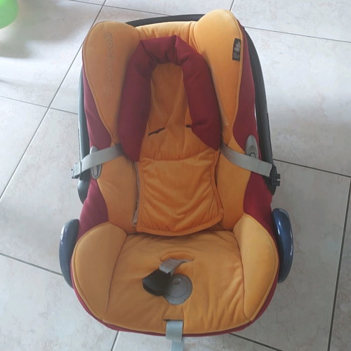 Καρότσι Inglesina με αυγό και πορτ μπεμπέ σαν καινούργιο με βάση