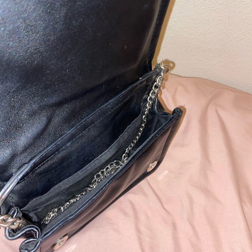 Stradivarius handbag used, black with chain strap