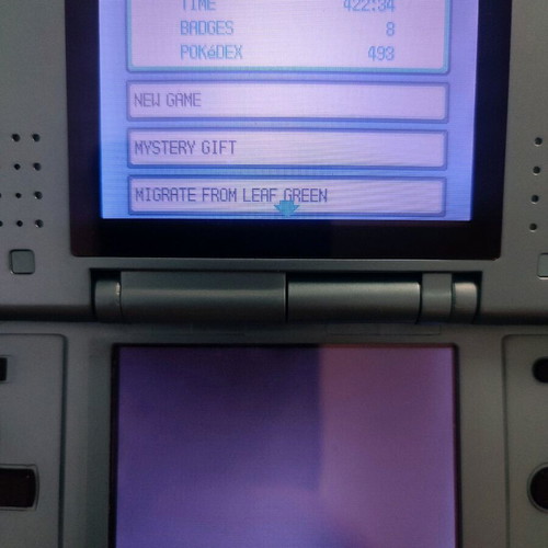 Pokemon Pearl game cartridge like new with shiny Pokemon and items