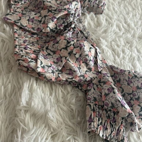 floral top