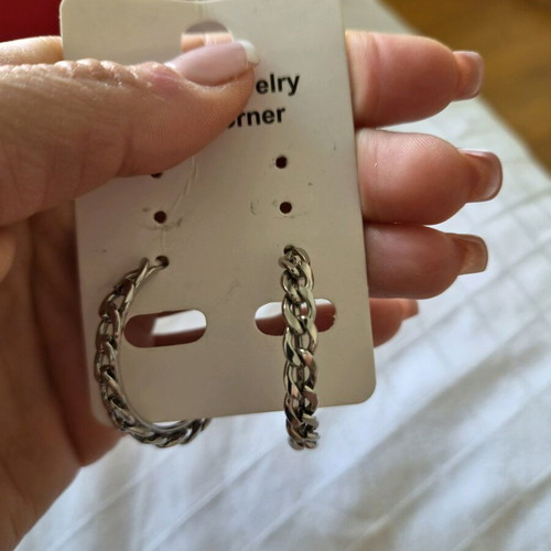 Chain hoop earrings like new, 3.5cm diameter, silver