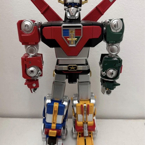 Threezero ROBO-DOU Voltron (Golion) figure like new, complete with accessories