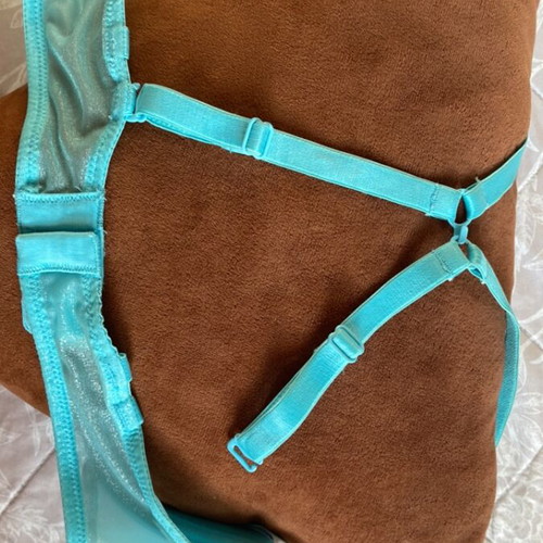 Turquoise padded bra with smart cross back clasp 75C used