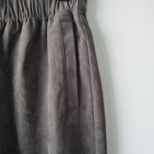 Zara jogger pants with ankle zipper, grey green