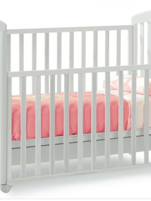 Giordani white baby crib with Media Strom orthopedic mattress like new