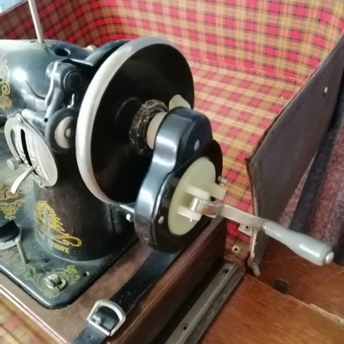Mercedes sewing machine like new, former Soviet Union, with case