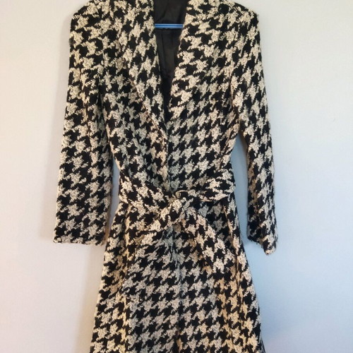 Knitted coat used in beige-black pattern size M