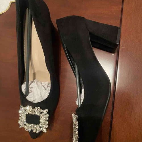 Black pumps with decorative buckle, new, size 41