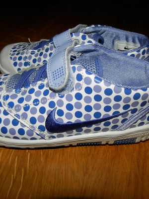 Nike αθλητικά ν26 σαν καινούργια