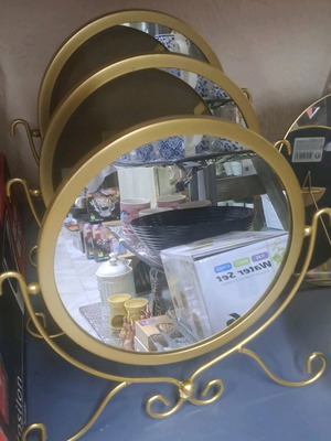 Gold tabletop mirror new 27×27cm Φ20