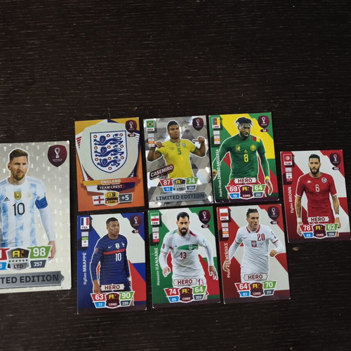Panini Mundial Qatar 2022 Messi & Casemiro Limited Edition cards, like new, set of 8