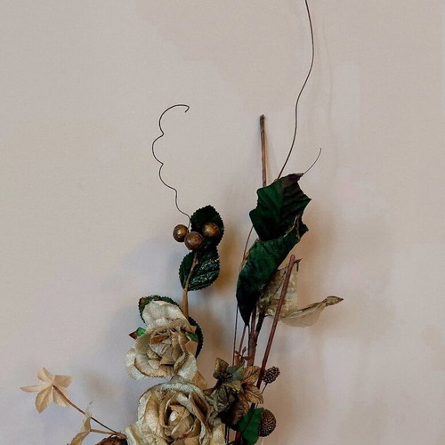 Flower bouquet used as shown in photo