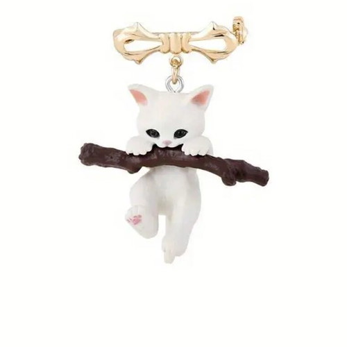 Cat brooch like new with dimensions 5x4 cm