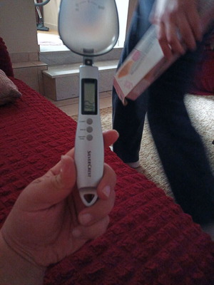 Spoon scale like new