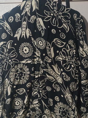 Vintage πουκάμισο Hucke Mode Collection σαν καινούργιο, μαύρο και κρεμ φλοράλ