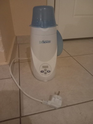 Dr Brown's Baby Bottle Warmer like new with water container and steam heating