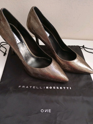 Fratelli Rossetti pumps used, size 38.5