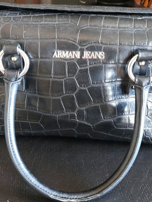 Τσάντα Armani Jeans χειρός μεταχειρισμένη, δερμάτινη, μαύρη