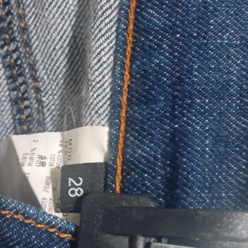 Alexander McQueen Jeans like new, low waist, straight fit, size 28