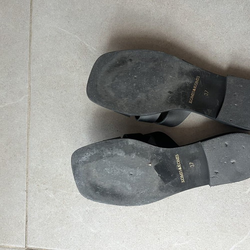 Komis & Komis flat leather sandals size 37 like new, black