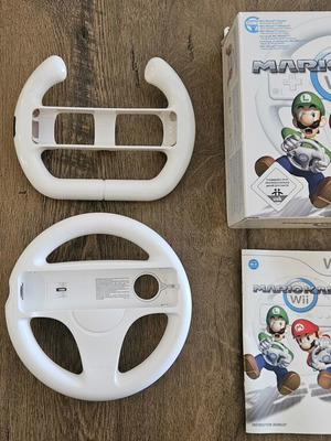 Mario Kart Wii παιχνίδι σαν καινούργιο με 2 τιμόνια και αυθεντικό κουτί