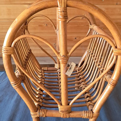 Bamboo magazine holder like new
