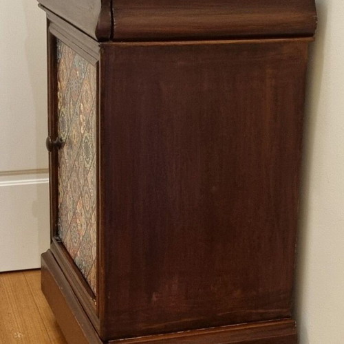 Nightstands used set of two with drawers and cabinet