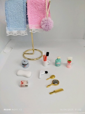 Αξεσουάρ μπάνιου για κούκλες, καινούργια σετ 15 τεμαχίων