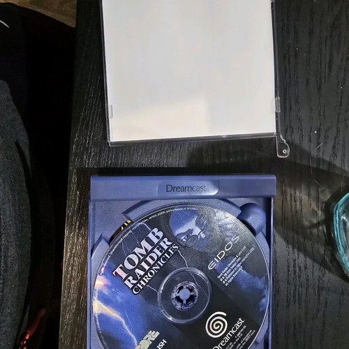 Sega Dreamcast Tomb Raider bundle used