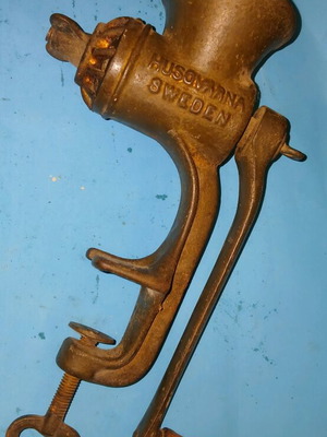 Vintage μηχανή κρέατος Husqvarna μεταχειρισμένη, χειροκίνητη