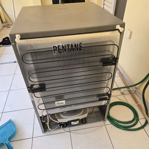 AEG refrigerator used, suitable for students with external marks